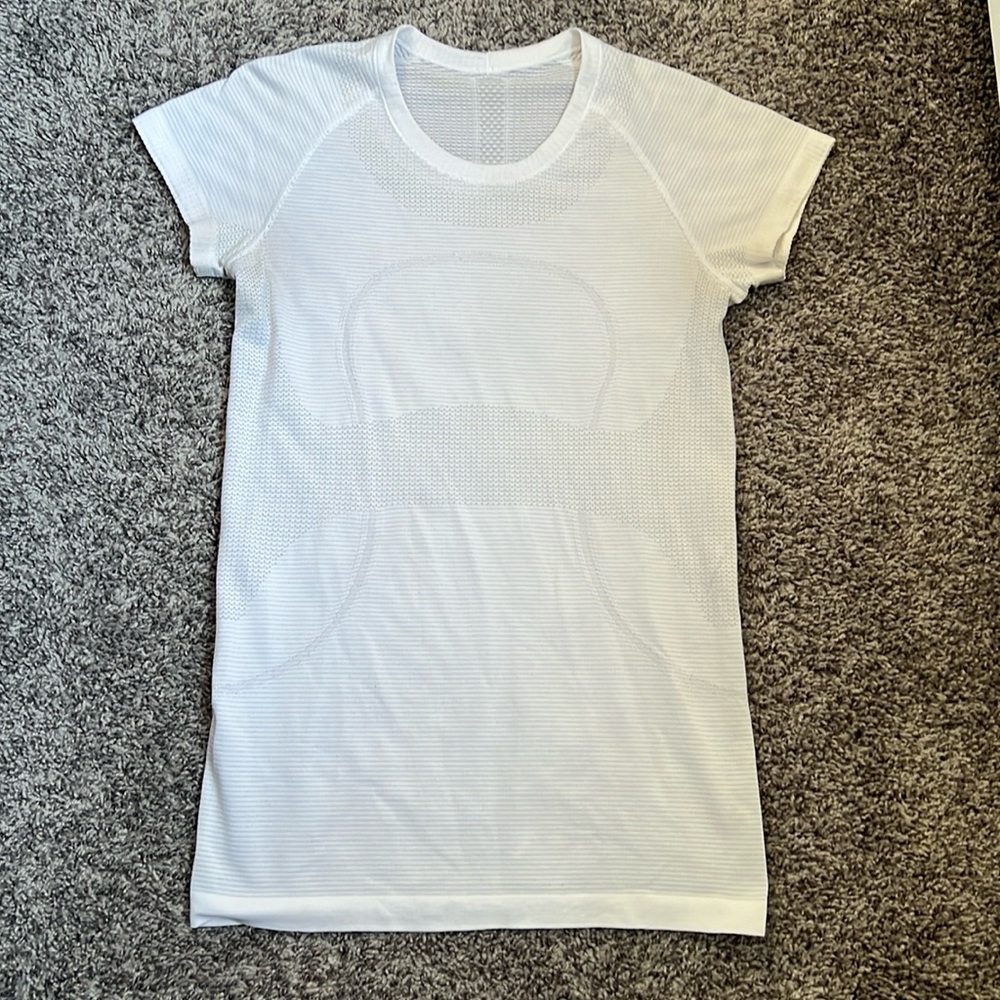 Lululemen Swiftly Tech Shirt